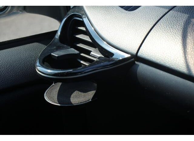 
								TOYOTA NOAH 2016 full									