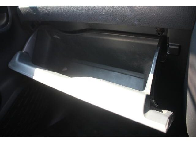 
								TOYOTA NOAH 2016 full									