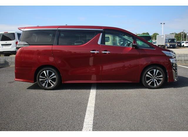 
								TOYOTA VELLFIRE 2018 full									
