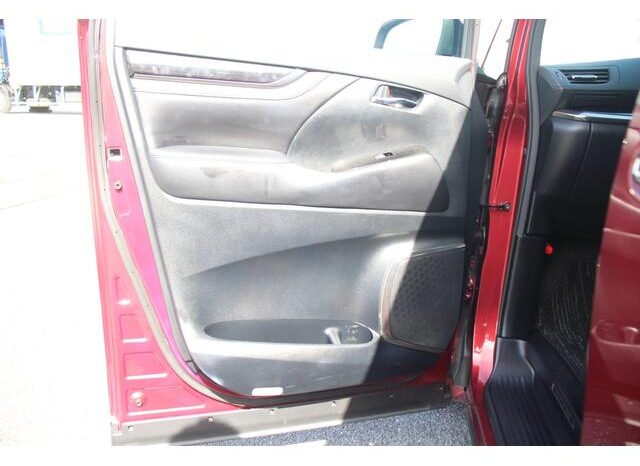 
								TOYOTA VELLFIRE 2018 full									