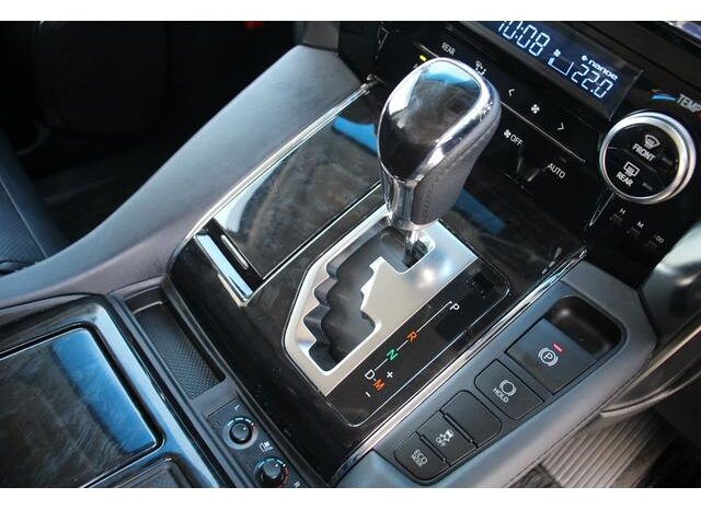 
								TOYOTA VELLFIRE 2018 full									