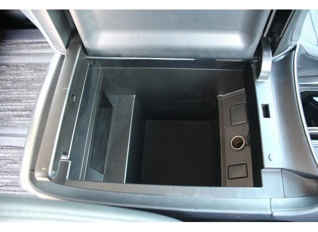 
								TOYOTA VELLFIRE 2018 full									