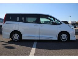 
										TOYOTA NOAH 2015 full									