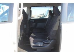 
										TOYOTA NOAH 2015 full									