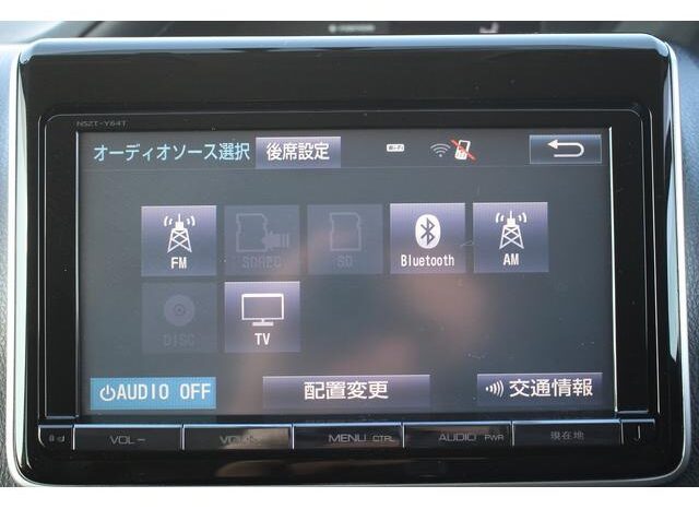 
								TOYOTA NOAH 2015 full									