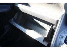 
										TOYOTA NOAH 2015 full									