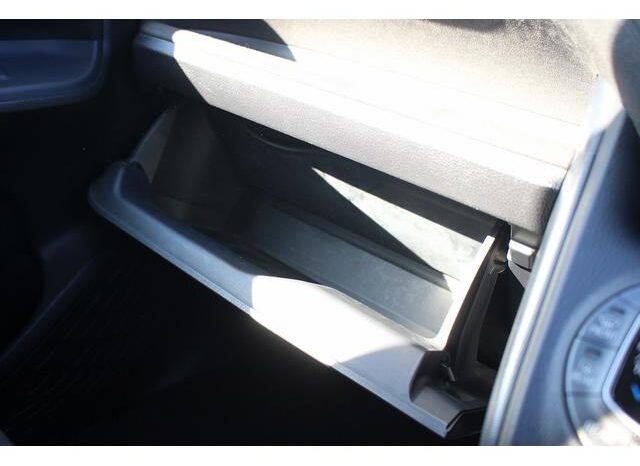 
								TOYOTA NOAH 2015 full									