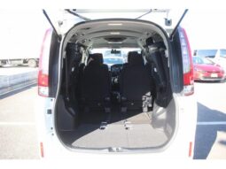 
										TOYOTA NOAH 2015 full									