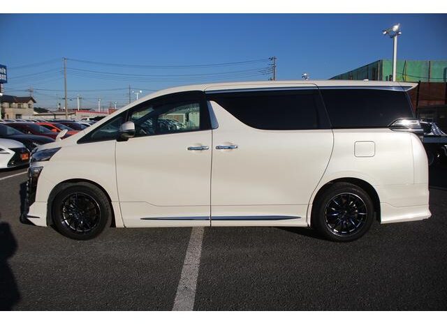 
								TOYOTA VELLFIRE 2018 full									
