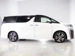 TOYOTA VELLFIRE 2020
