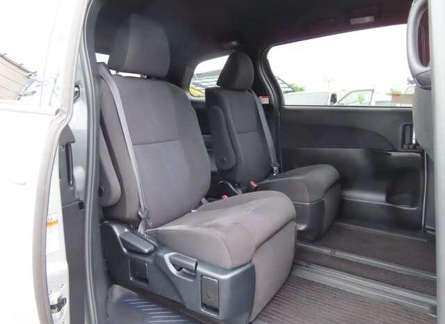 
								TOYOTA ESTIMA 2019 full									
