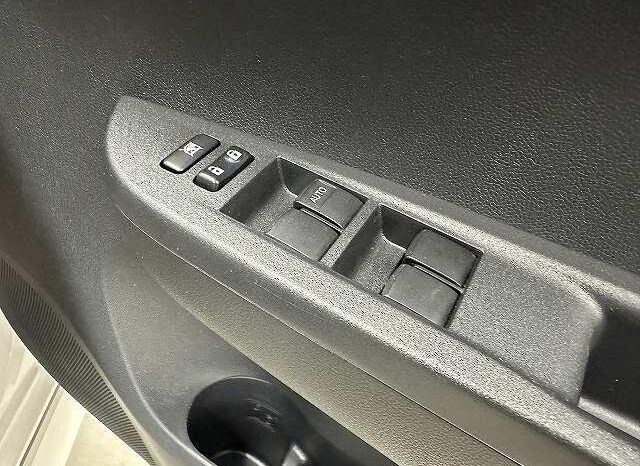 
								TOYOTA RACTIS 2015 full									