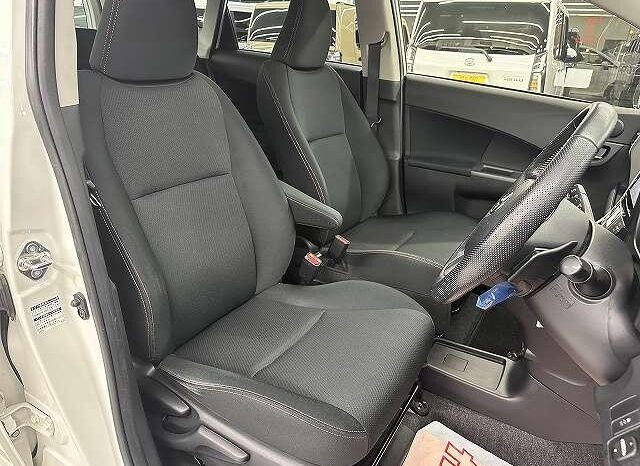 
								TOYOTA RACTIS 2015 full									