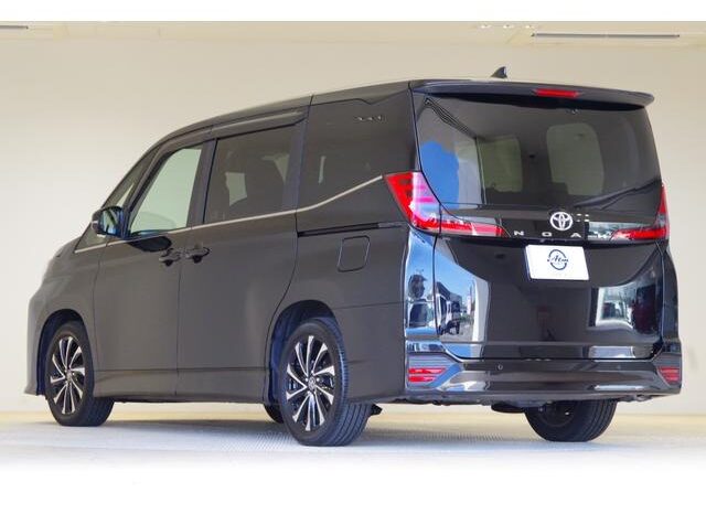 
								TOYOTA NOAH 2025 full									
