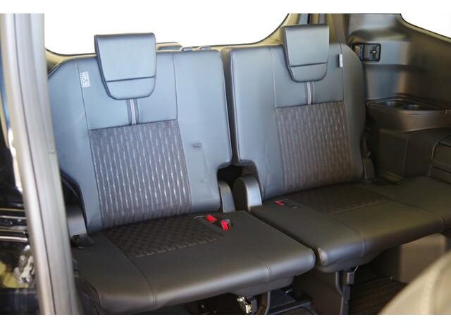 
								TOYOTA NOAH 2025 full									