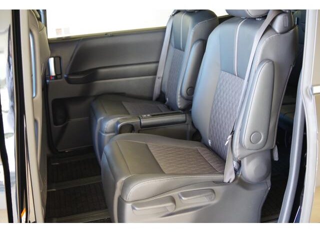 
								TOYOTA NOAH 2025 full									