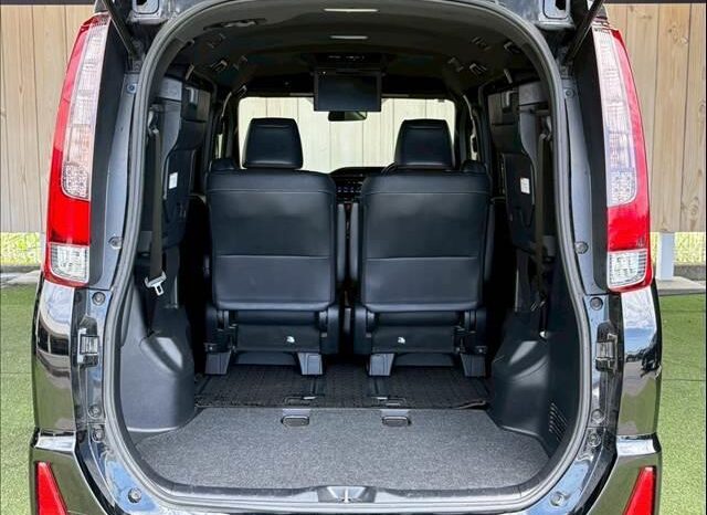 
								TOYOTA NOAH 2016 full									