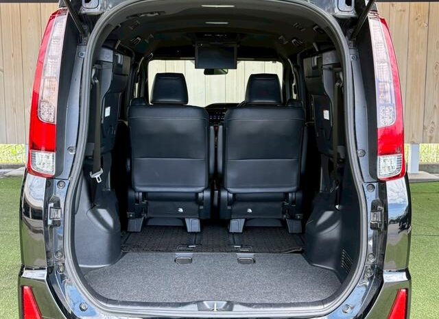 
								TOYOTA NOAH 2016 full									