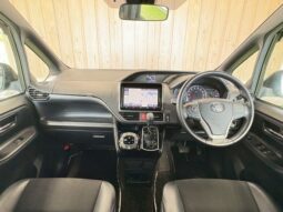
										TOYOTA NOAH 2016 full									