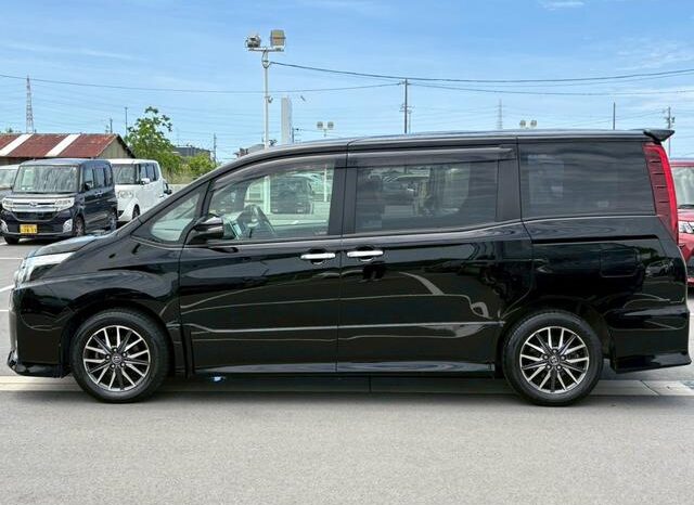 
								TOYOTA NOAH 2016 full									