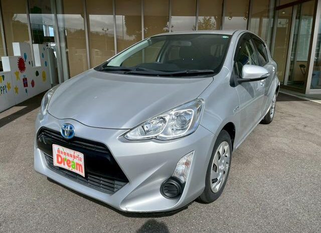 
								TOYOTA AQUA 2015 full									