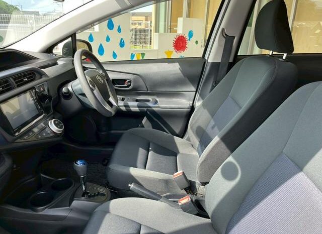 
								TOYOTA AQUA 2015 full									