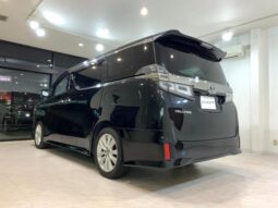 
										TOYOTA VELLFIRE 2018 full									