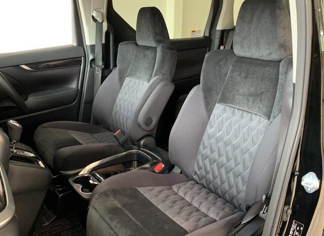 
								TOYOTA VELLFIRE 2018 full									