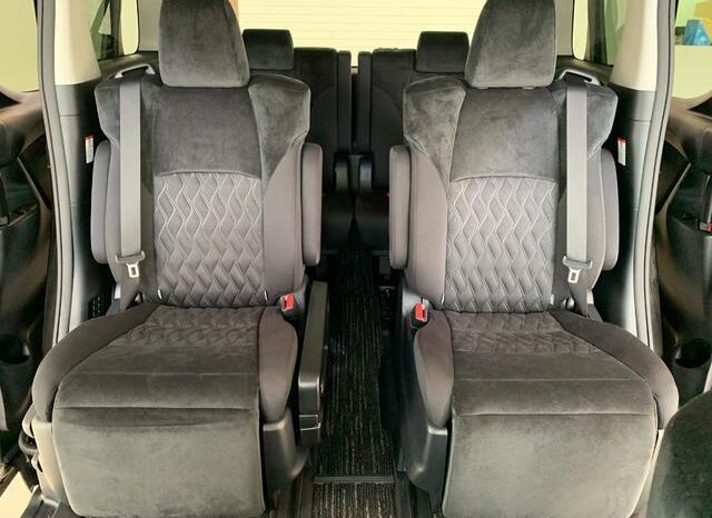 
								TOYOTA VELLFIRE 2018 full									