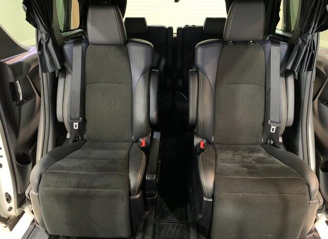 
								TOYOTA VELLFIRE 2018 full									