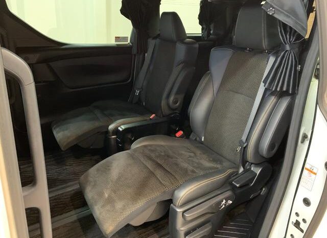 
								TOYOTA VELLFIRE 2018 full									