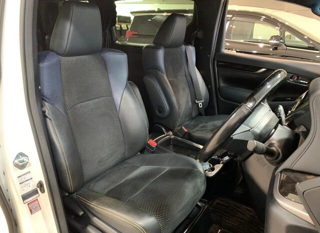 
								TOYOTA VELLFIRE 2018 full									