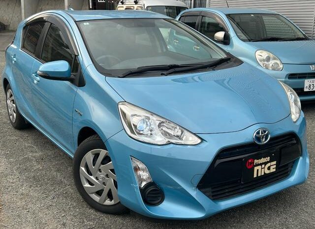
								TOYOTA AQUA 2015 full									