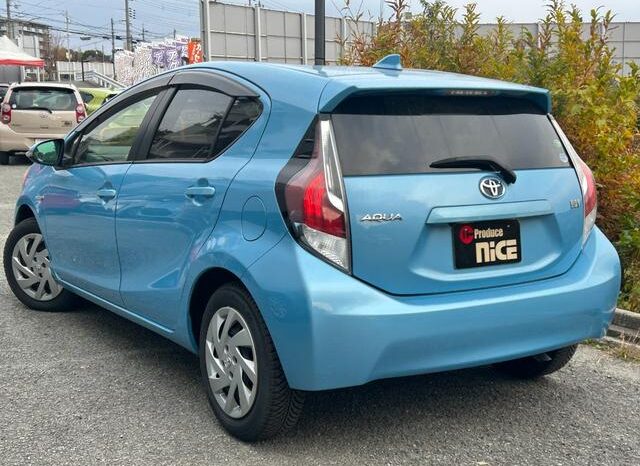 
								TOYOTA AQUA 2015 full									