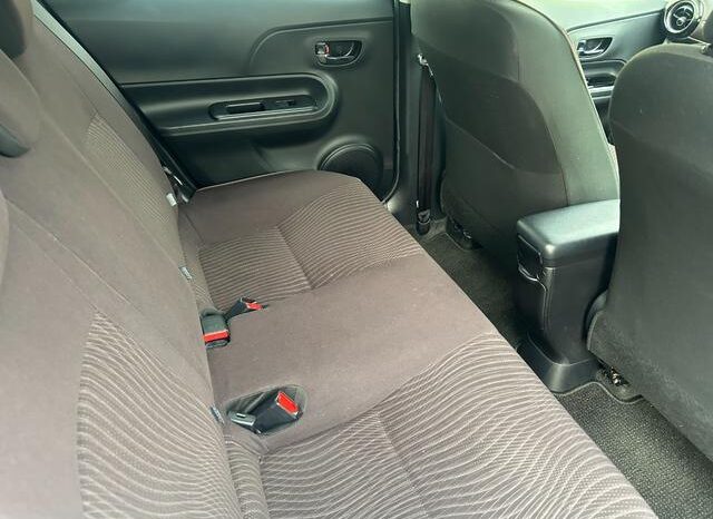 
								TOYOTA AQUA 2015 full									