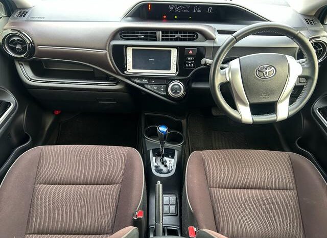 
								TOYOTA AQUA 2015 full									