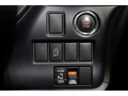 
										TOYOTA NOAH 2015 full									