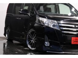 
										TOYOTA NOAH 2015 full									