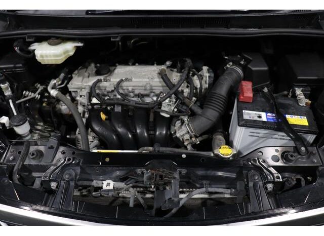 
								TOYOTA NOAH 2015 full									