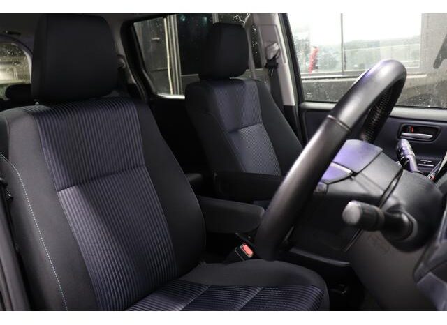 
								TOYOTA NOAH 2015 full									