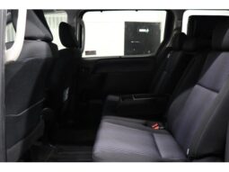 
										TOYOTA NOAH 2015 full									