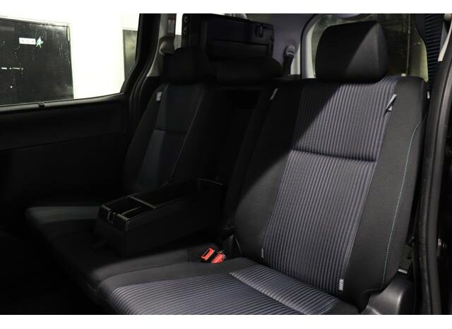 
								TOYOTA NOAH 2015 full									