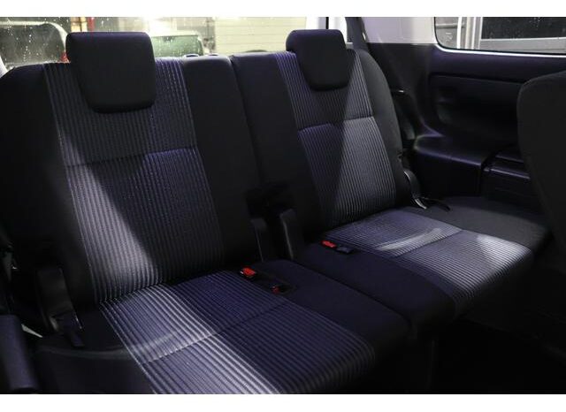 
								TOYOTA NOAH 2015 full									