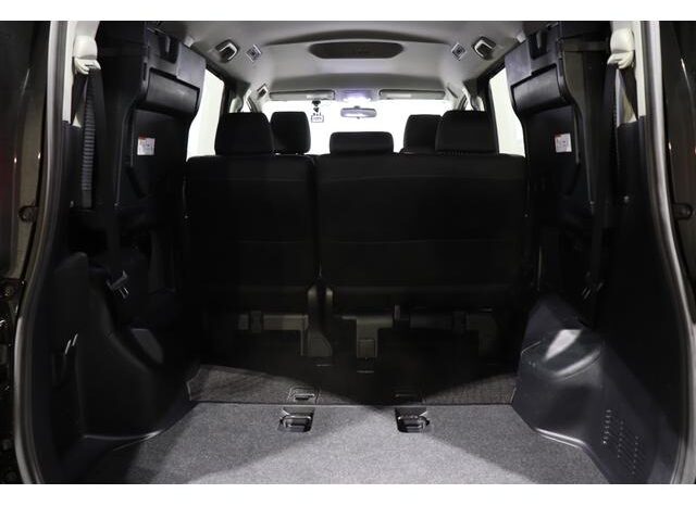 
								TOYOTA NOAH 2015 full									