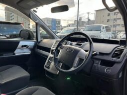 
										TOYOTA NOAH 2012 full									