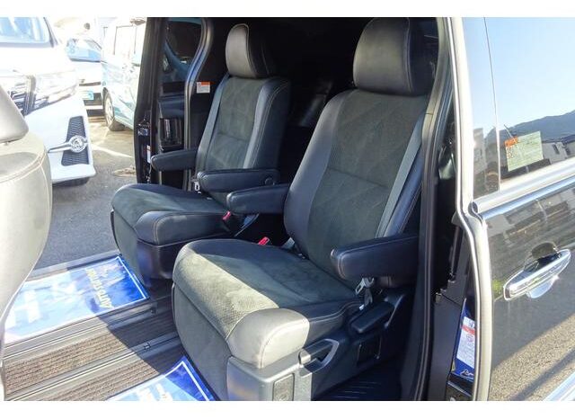 
								TOYOTA ESTIMA 2019 full									