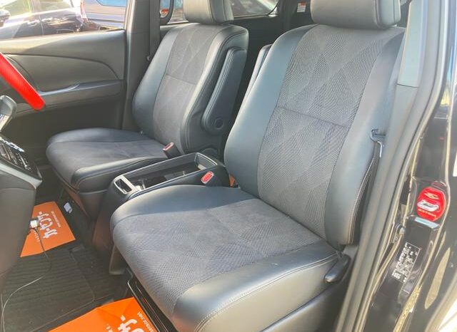 
								TOYOTA ESTIMA 2017 full									