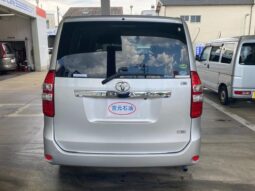 
										TOYOTA NOAH 2013 full									