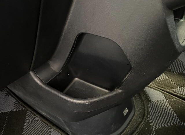 
								TOYOTA NOAH 2013 full									