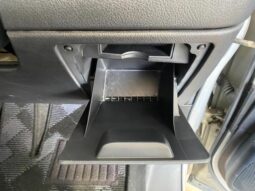 
										TOYOTA NOAH 2013 full									